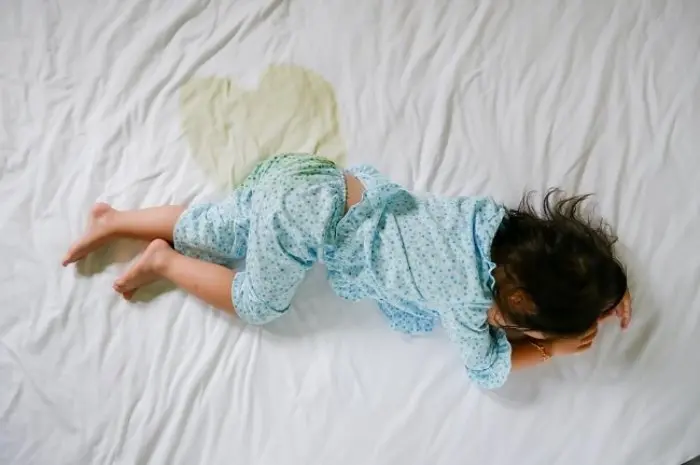 Enuresis: Symptoms, Causes, Diagnosis, Treatment
