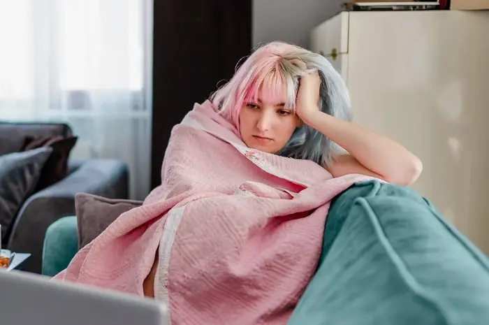 10 Symptoms and Causes of Depression in Teens