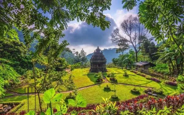 10 Historical Temples in Magelang that Combine Culture and Natural Beauty